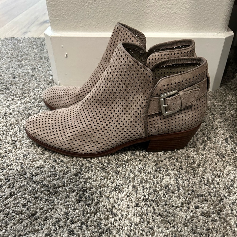 Sam Edelman Taupe Ankle Boots